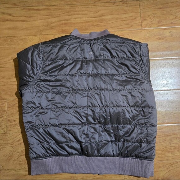Lululemon Flip It & Reverse It Jacket Smoky Blush / Smoky Blush Size 12 - Picture 9 of 15